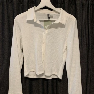 Skjorta - HM aldrig använd