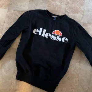 Ellesse tröja  - Super bra skick