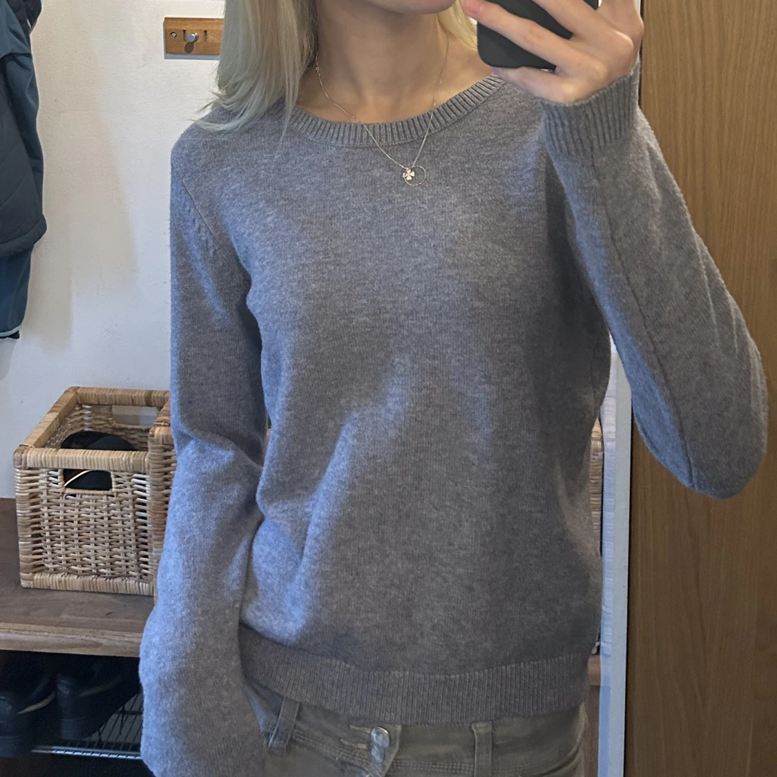 Grå finstickad tröja - 90