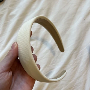 Diadem  - Fint diadem, oanvänt 