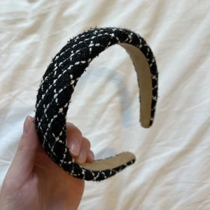 Diadem - Fint diadem, oanvänt