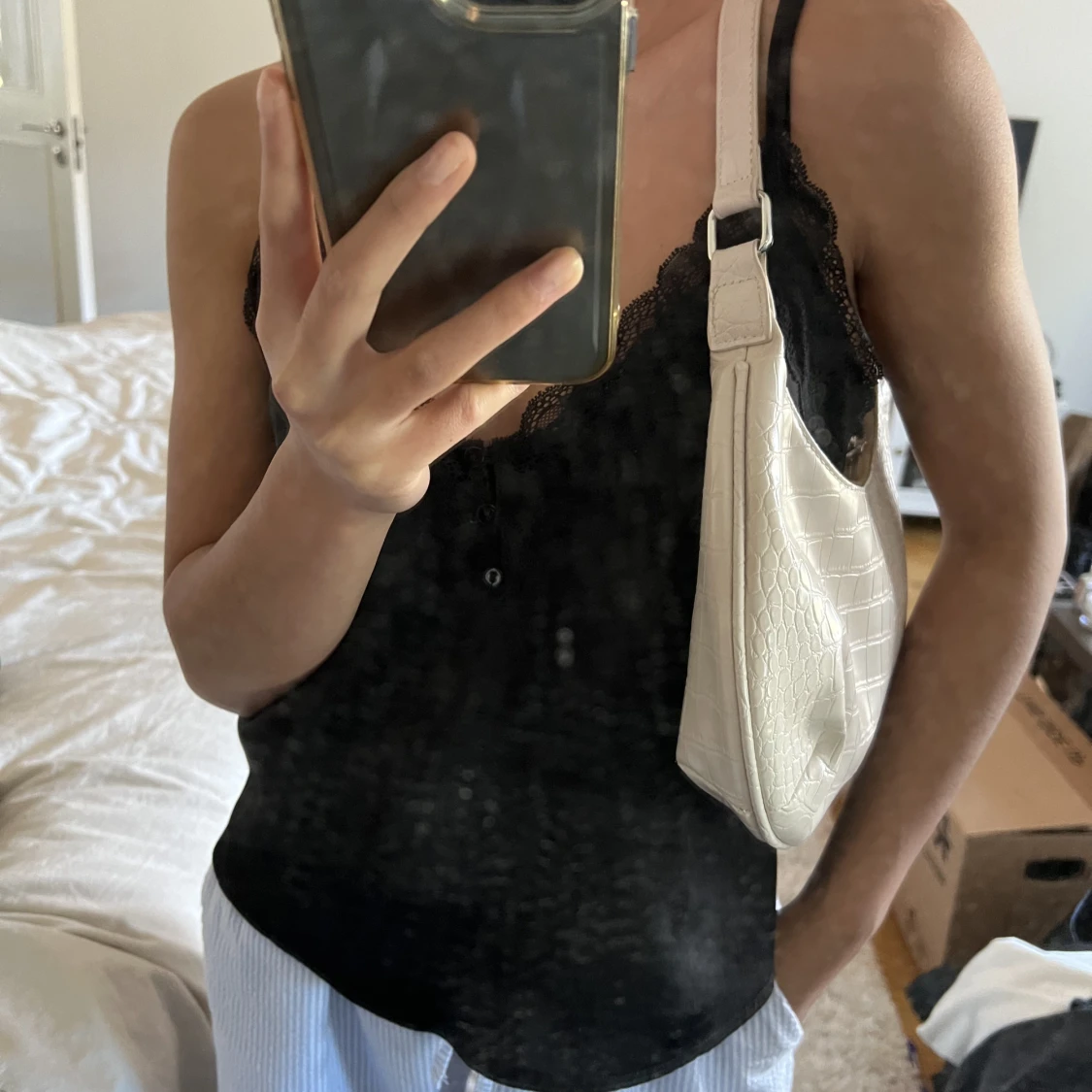 GINA TRICOT handväska