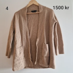 Cashmere tröja - Brun cashmere tjocktröja i storlek S.  Köparen står för frakten