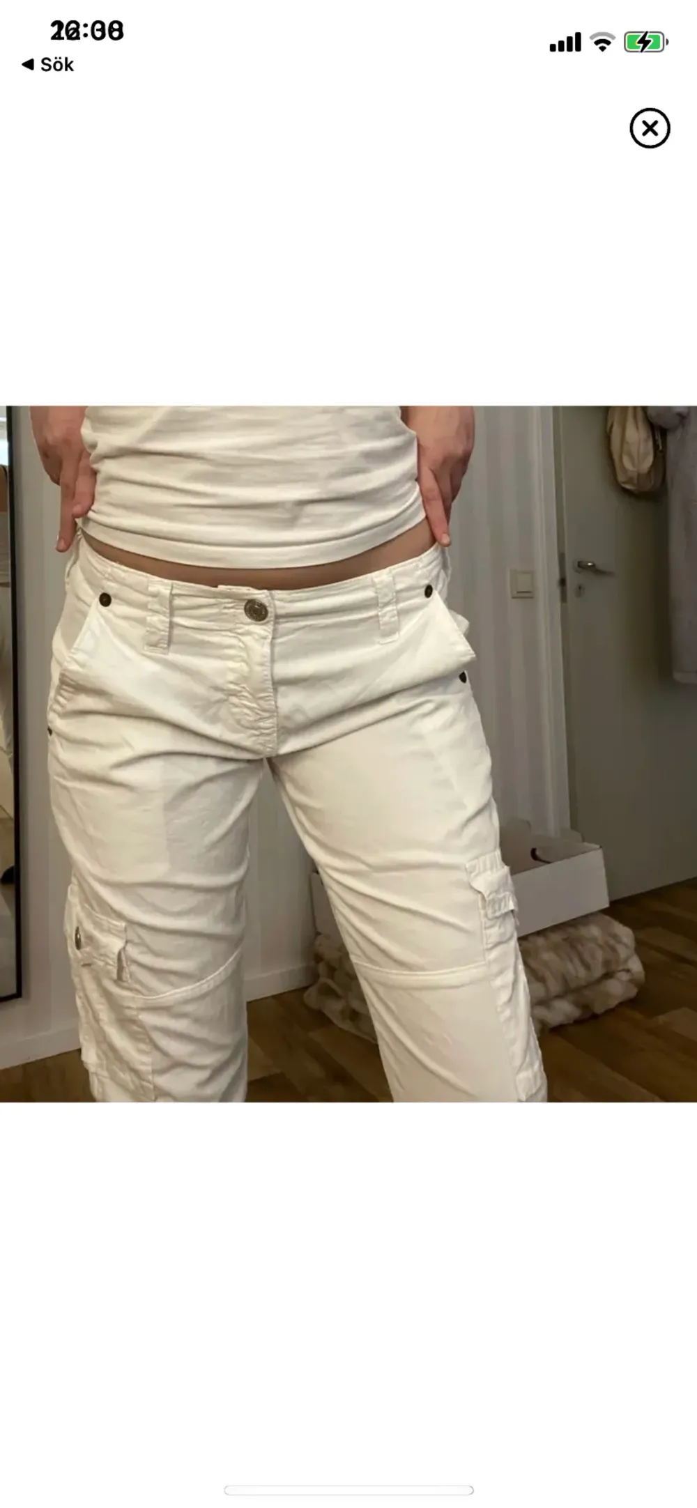 Super fina chargo pants från true religon märket! Väldig unika och modellen i bilden är 165cm💕skriv för mer info. Jeans & Byxor.