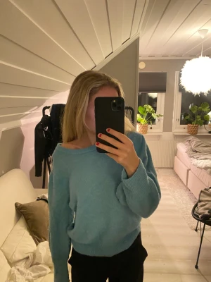 Stickad din blå tröja - Bra skick sticks inte fler bilder kan skickas💙💙