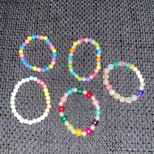 Armband  - Diy armband i ett pack för 30kr eller 10kr styck plus frkat! 