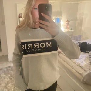 Morris tröja - Snygg Morriströja i toppenskick, lite oversize på mig som brukar ha s