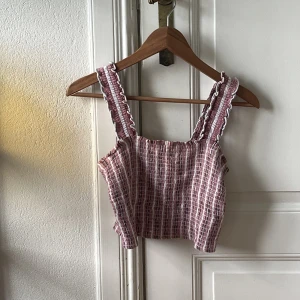 Topp - Linne från Hollister.