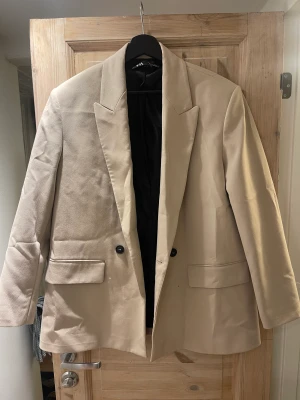 Blazer från Zara - Blazer från Zara