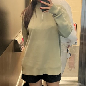 gröna tröjan  - streetwear