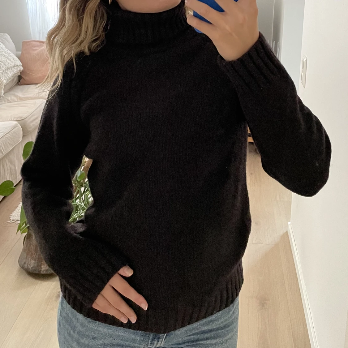 Brun stickad polotröja i 100% lammull HM