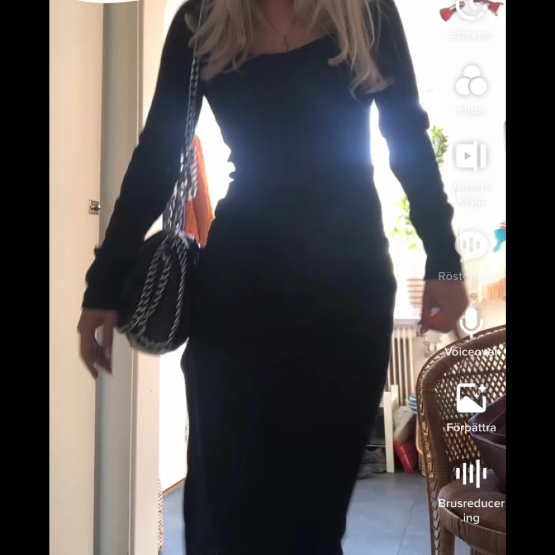 Svart ribbad långklänning 