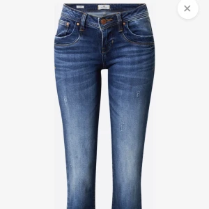 Ltb jeans - Säljer mina super snygga ltb jeans pga att de är för små! Orginalpris: 799kr men säljer för 400💓Priset kan diskuteras