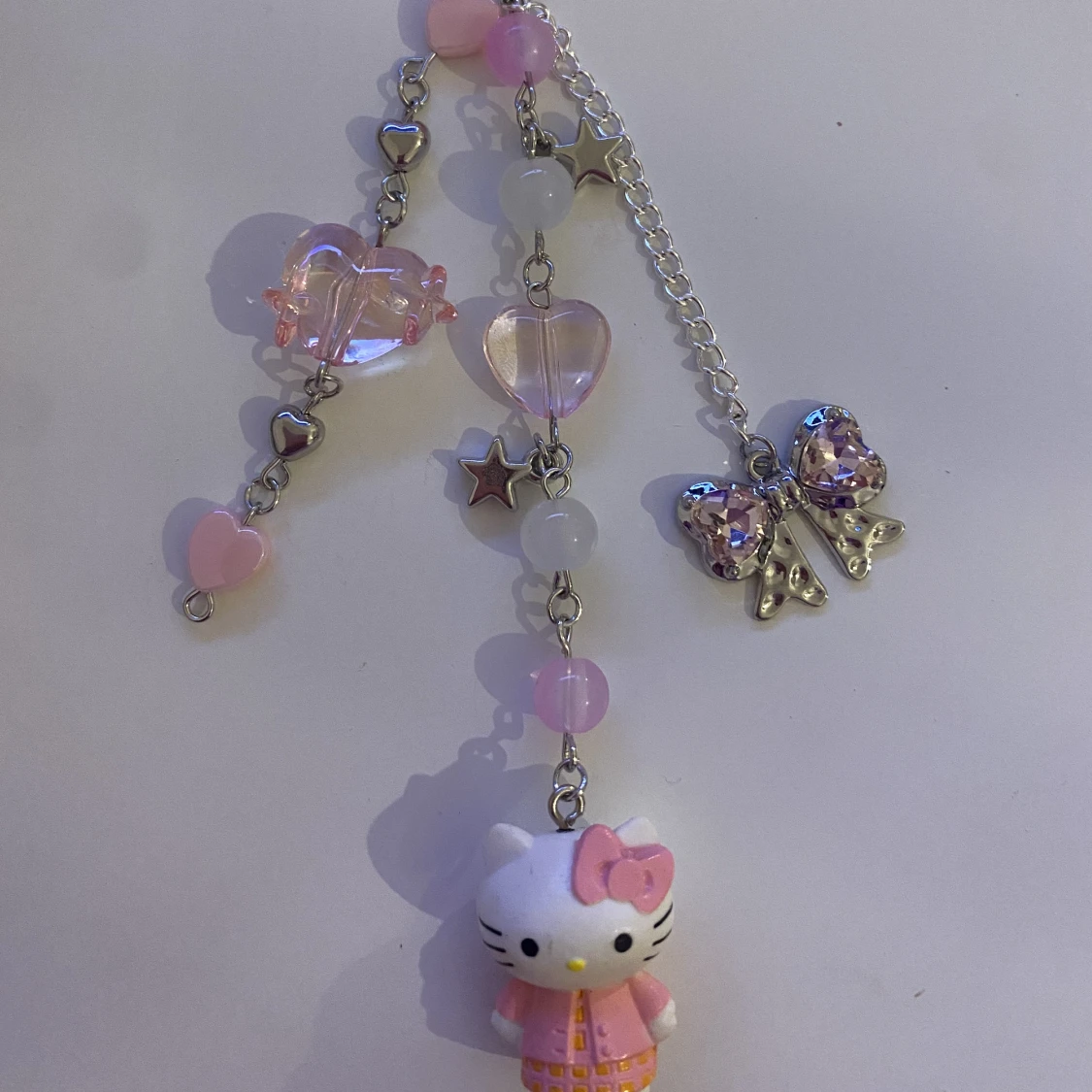 mobilsmycke hello kitty 