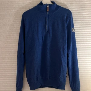 Holebrook fleece - Säljer min Holebrook windproof fleece som inte kommer till användning. Mycket bra skick. Nypris 2400kr