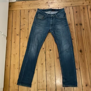 Tiger of Sweden jeans  - Tja, säljer mina tiger of Sweden jeans i storlek 34-32 kond 8/10 hör av er vid frågor eller funderingar 