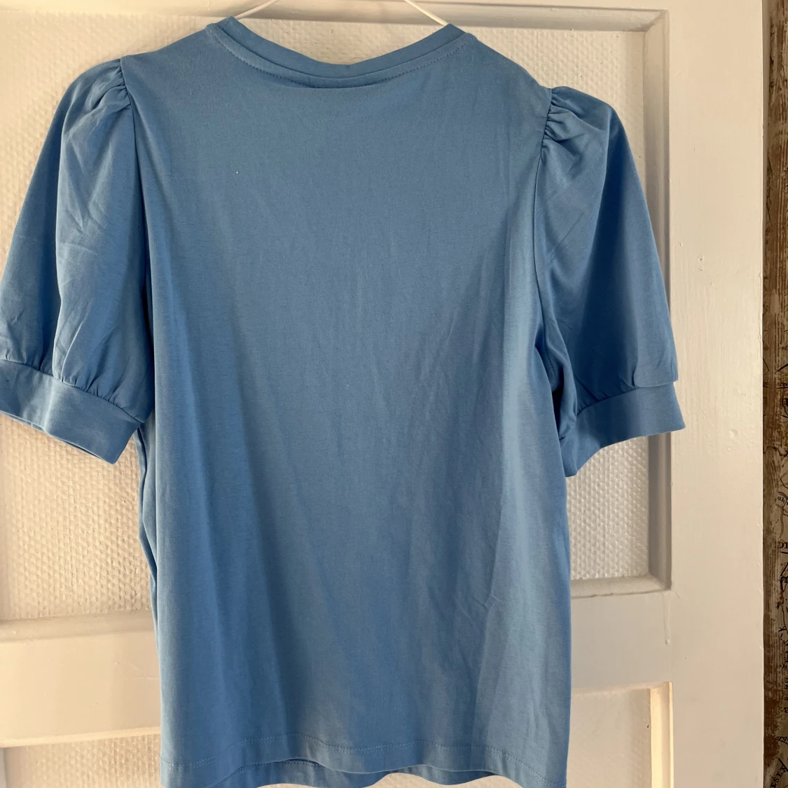 Tröja med puffärm - 90