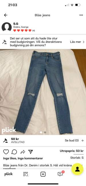Blå håliga jeans från Dr. Denim. Skinny passform. Stolwk s
