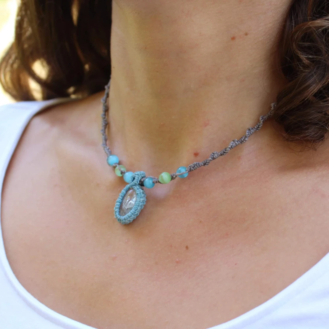 Handgjort kristallhalsband - 90