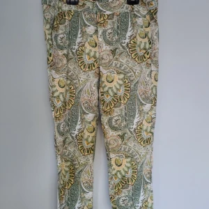 Zara jeans - Storlek: 38/6