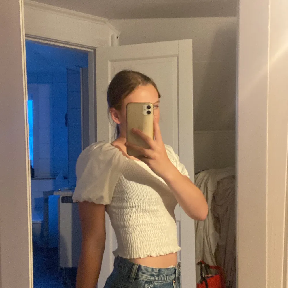 Superfin topp och shorts! Topp från Gina tricot! Och shorts från pull&bear 300 för båda och 150 för ett plagg. Muu.