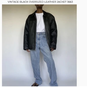 Läderjacka  - Läderjacka i oversize fit