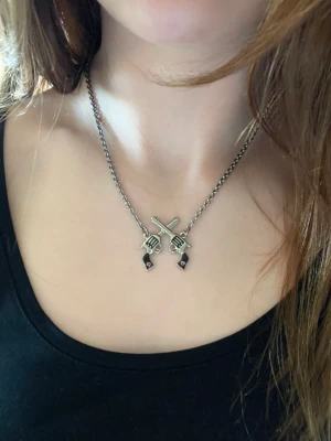 Halsband - Fint halsband🫶🏼justerbart, i nyskick! Köparen står för frakt💌