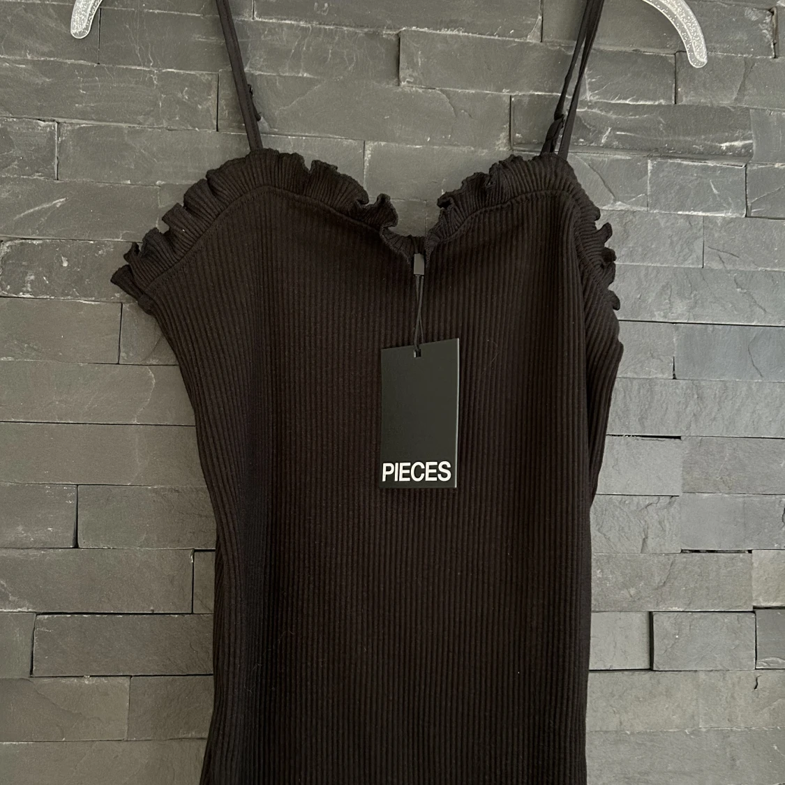 ribbad klänning - 91