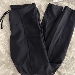 Thigts med mobilficka - Säljer dessa träningsthigts från stadium med en mobilficka❤️