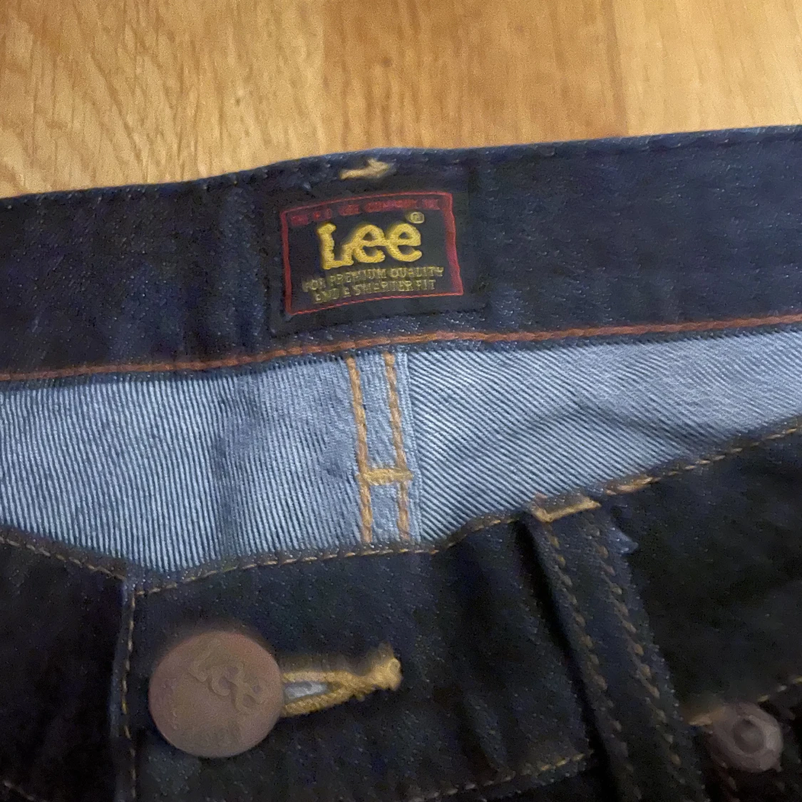 Lee byxor till salu  - 90