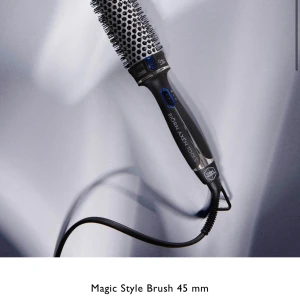 Björn axen - Säljer min Björn Axén borste då den inte används Använd några få tal gånger Max 5 gånger. Köptes för 839kr säljs för 500 + gratis frakt.  Den fungerar precis som den ska, sladden är 2,8 meter. För mer info bara o skriva