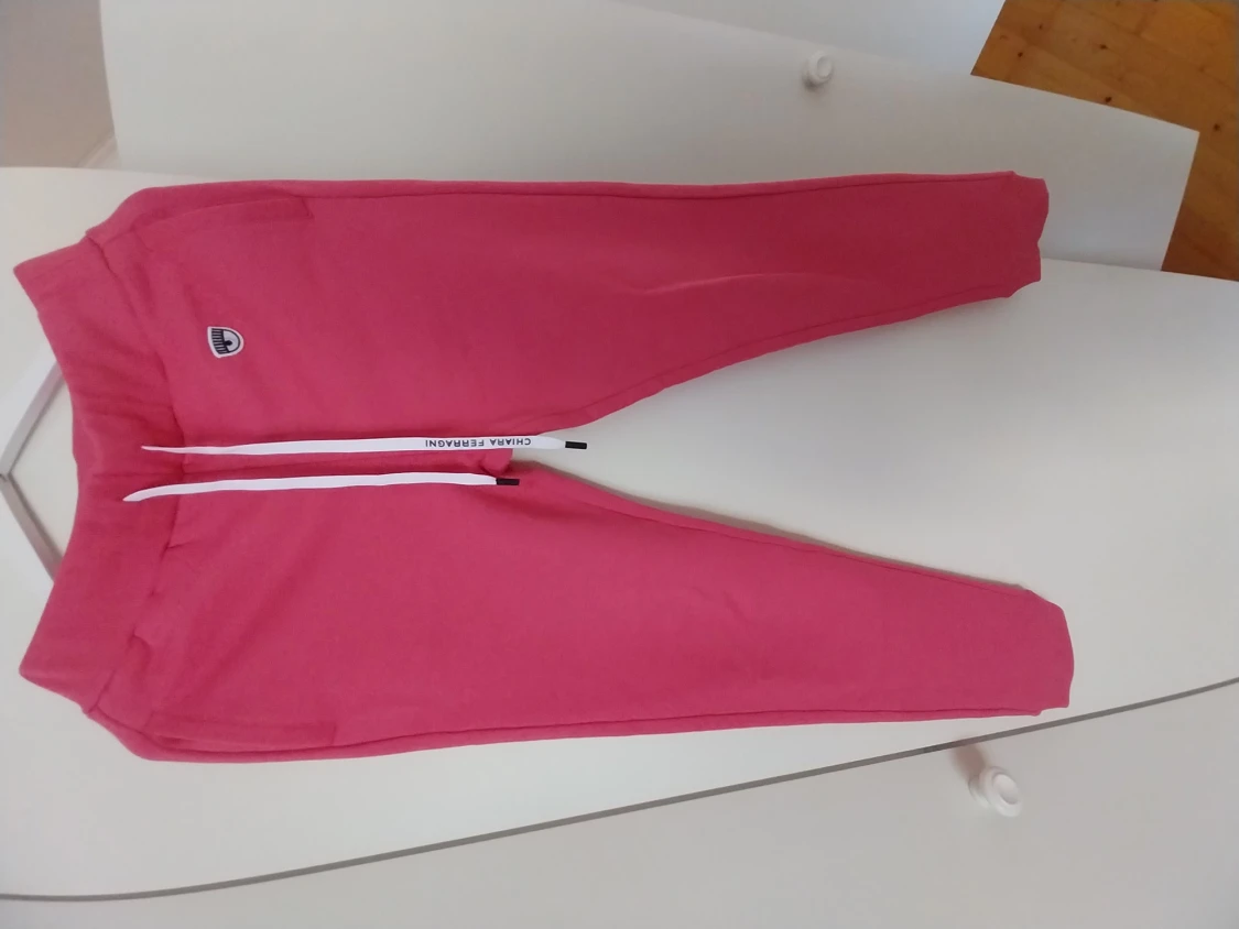 Chiara ferragni byxor. - 90