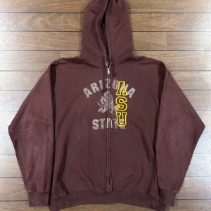 Champion ASU Ziphoodie - Snygg vintage Zip Hoodie i storlek XL! Bara att skriva om du undrar över något🙏