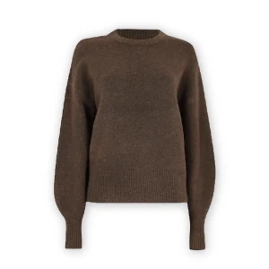 Stickad tröja - Brun stickad tröja. Använd fåtal gånger och jättefin till sommaren🫶🏼 