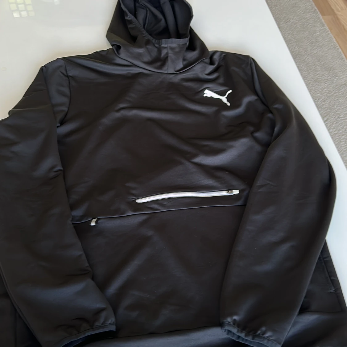 Puma hoodie keeps You dry - 91