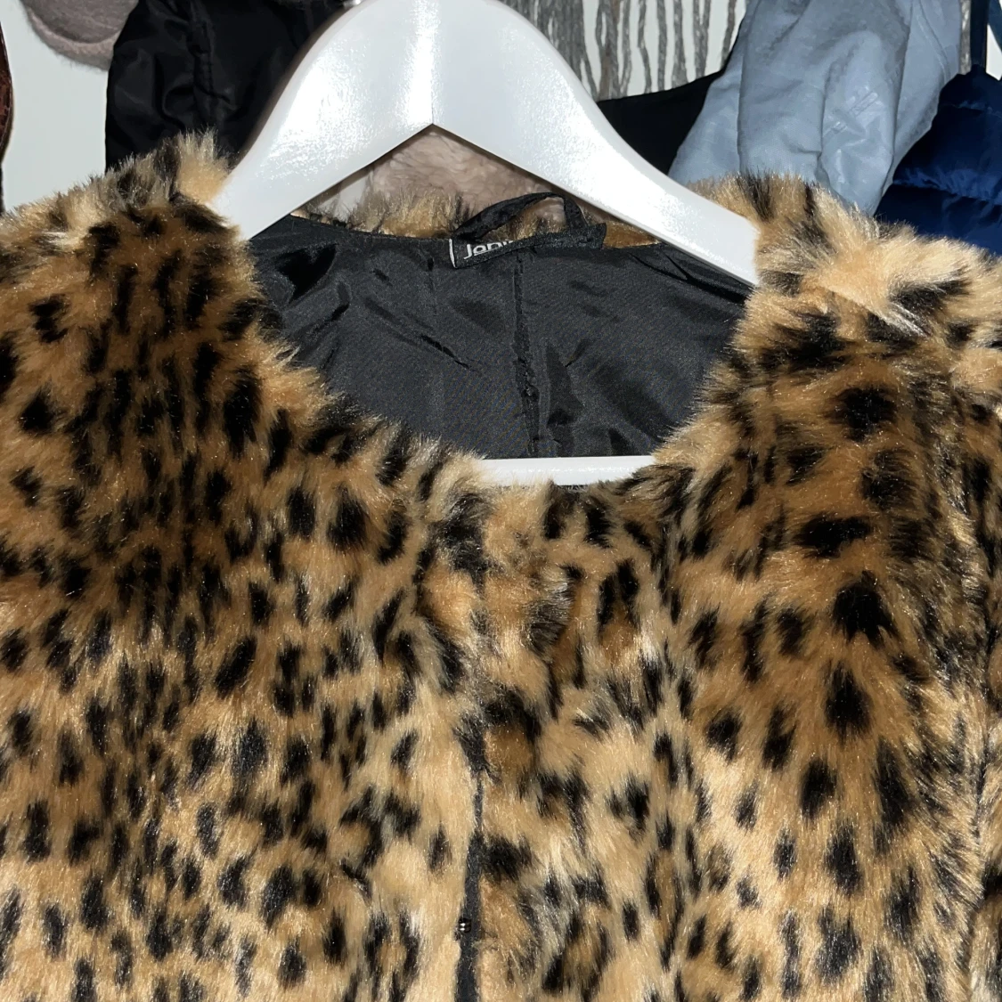 Pälsjacka i Leopard - 91