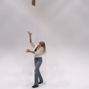 Jacka - Säljer denna vita jackan/ tröjan som e så snygg men kommer inte till användning