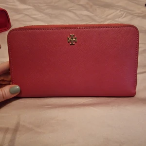 Tory Burch - Äkta Tory Burch plånbok ny skick