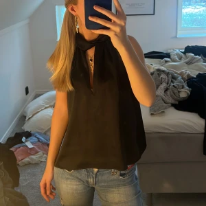 Zara topp - Zara topp, strl xs 200kr plus frakt