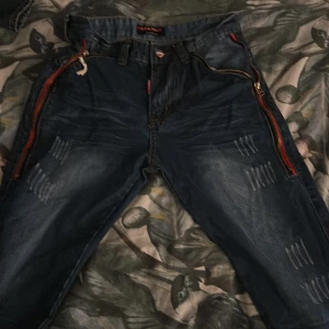 Jeans fashion - Jeans fashion storlek gissa på M