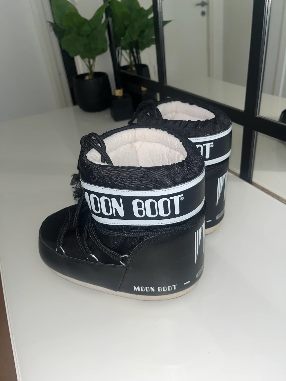Moonboots