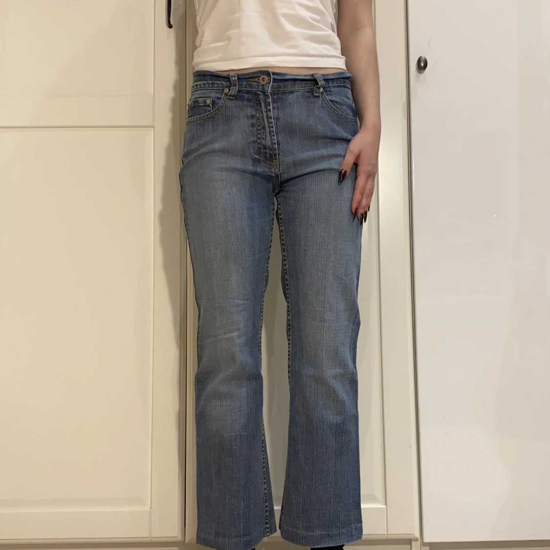 lågmidjade/midwaist jeans med bootcut💕 - 90