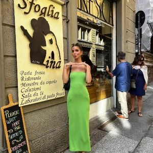 Klänning  - Lång klänning från NA-KD  Använd 3 gånger 