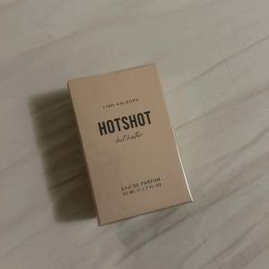 Oanvänd parfym från Linn Ahlborg ”Hotshot but hotter”🫶🤌⭐️ 50 ml