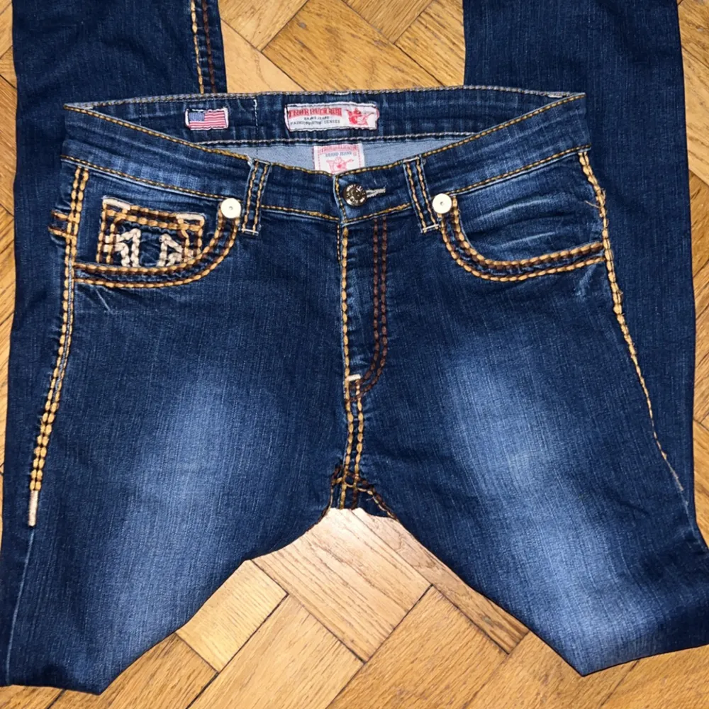 Pris kan diskuteras😊🙌🏼 True religion jeans i storlek S - M, Regular fit. Jeans & Byxor.