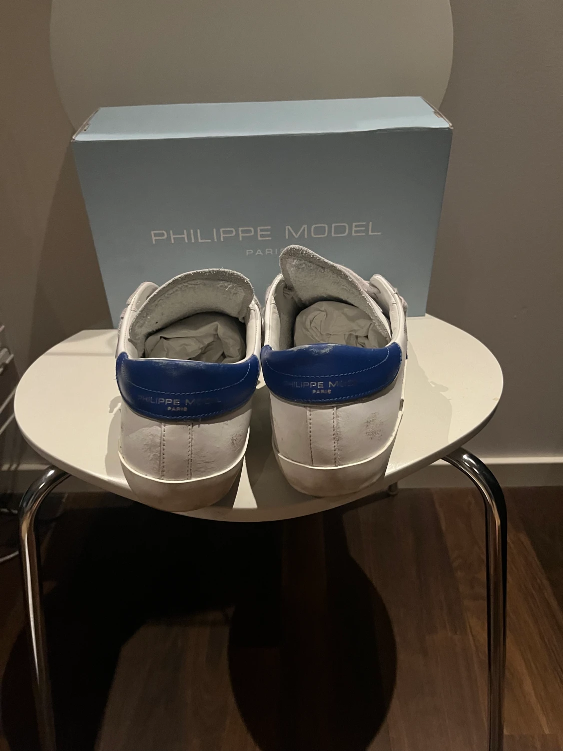 Philippe model  - 90