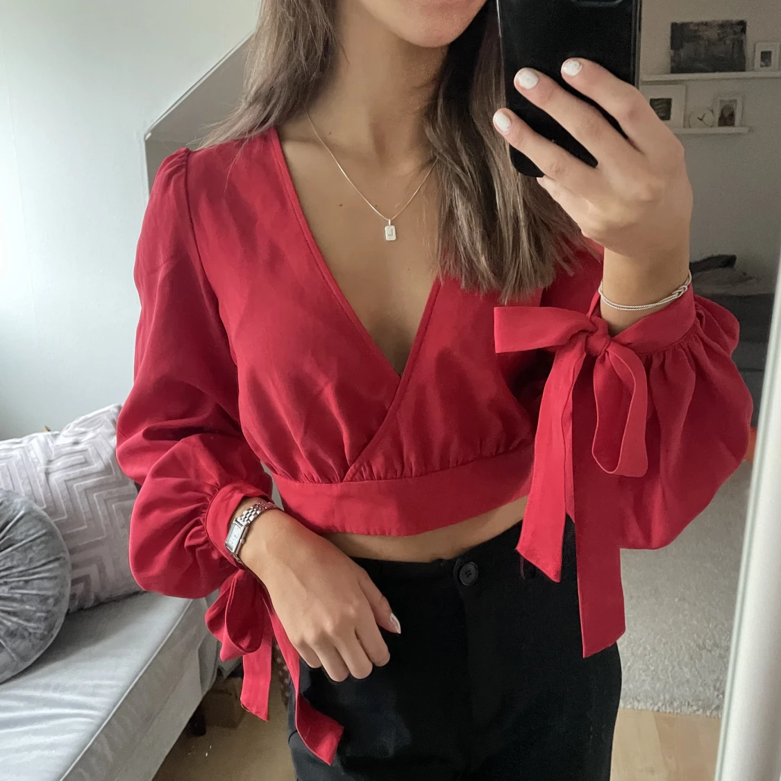 Blus med rosetter - 90