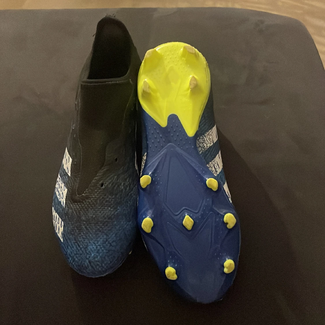 Fotbollsskor  - 91