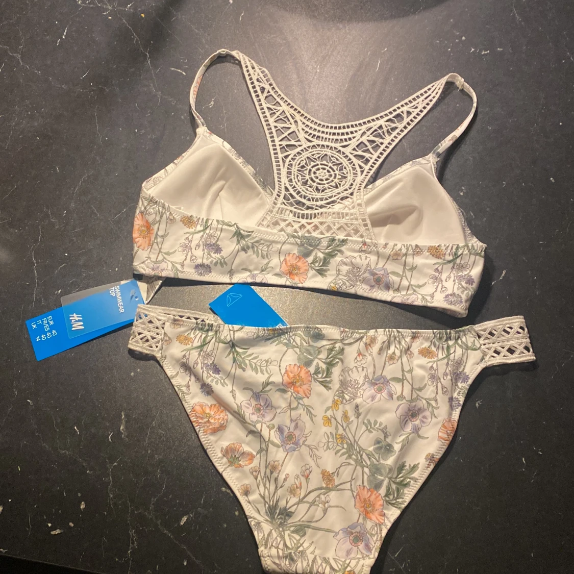 Bikini H&M syl 40 (38) - 90