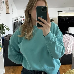 Sweatshirt från lager 157 - Blå sweatshirt från lager 157, sparsamt använd o gosig insida